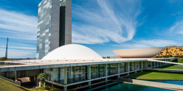 Guia Completo de Política: Notícias, Análises e Tendências Atuais